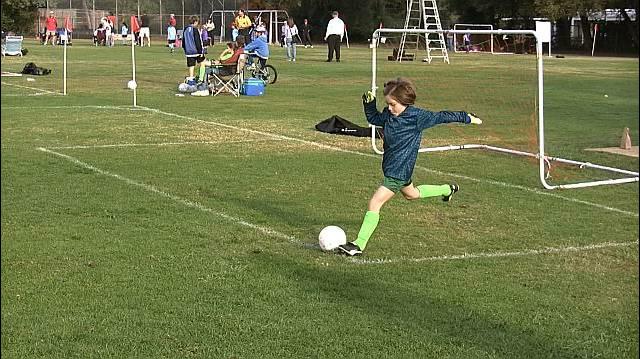 0710soccer_16